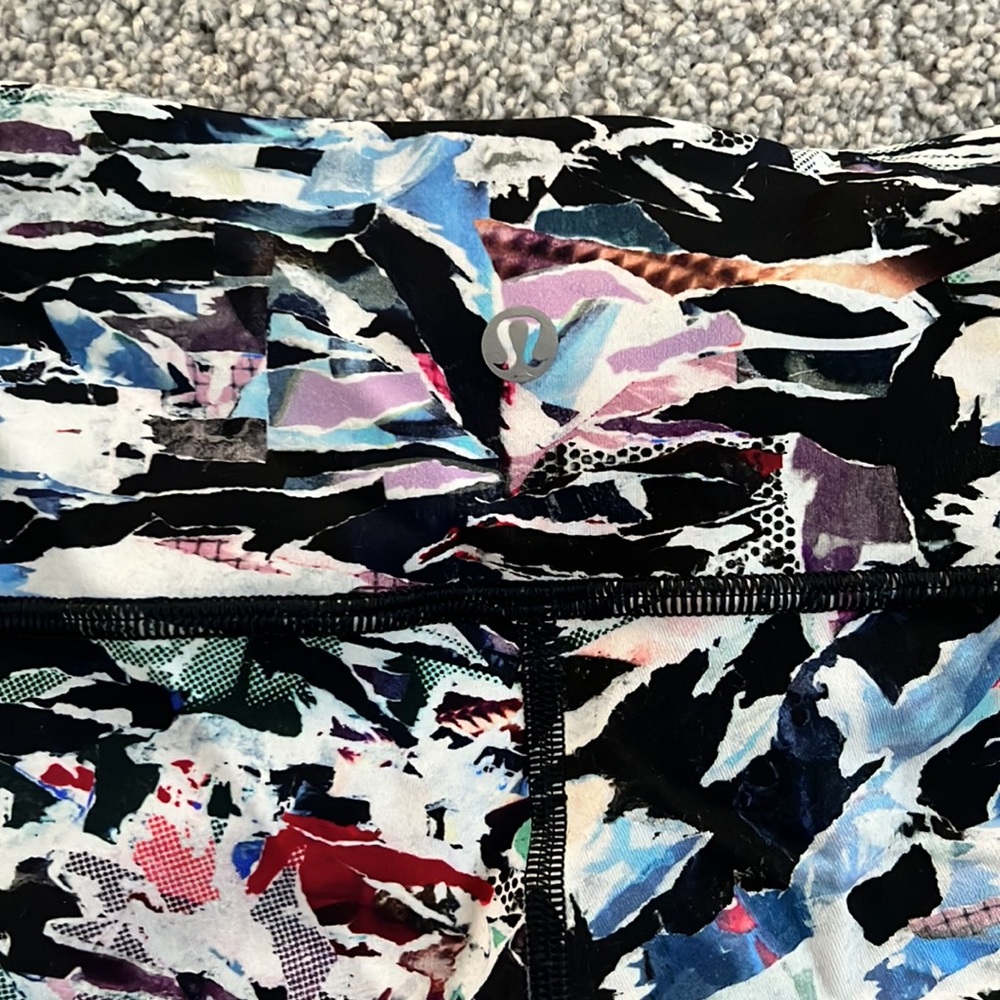 Lululemon Limited Edition Patterned Leggings - image 4